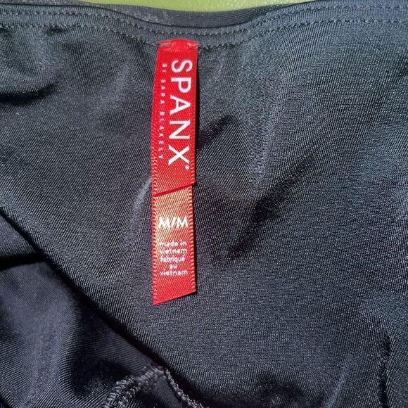SPANX Black Sueded Shimmer Leggings-M - Picture 8 of 10